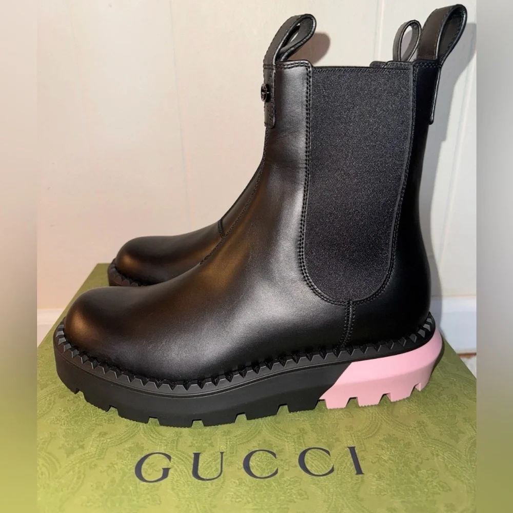 Gucci Black Leather Chelsea Boot Sierra Stretch Ankle Women Size 8 US/38 EU - Picture 3 of 8